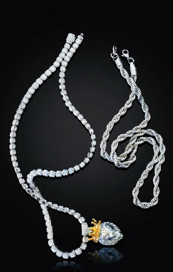The STRATUM Crowned Lion & Stones Set